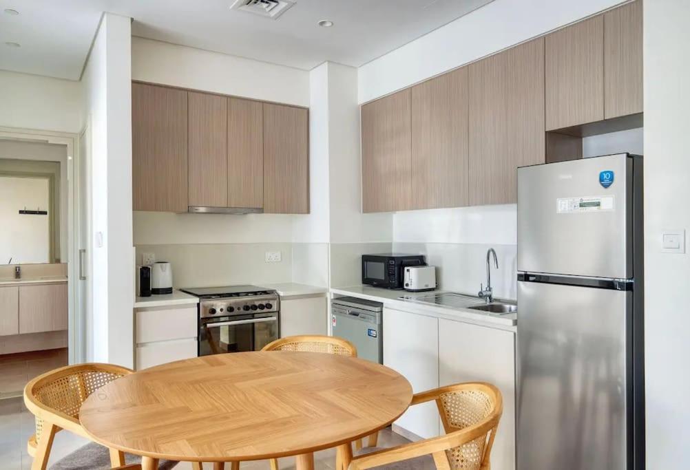 Apartment Stylish Unit In *